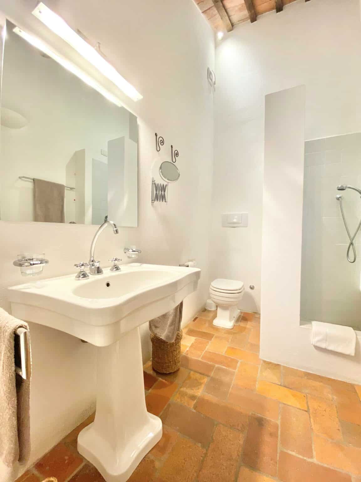 Comfy_13_Abbadia_Wine_Relais